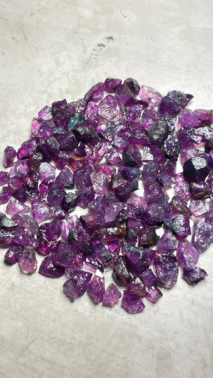 Rough Sapphire Lot from Kashmir Pakistan