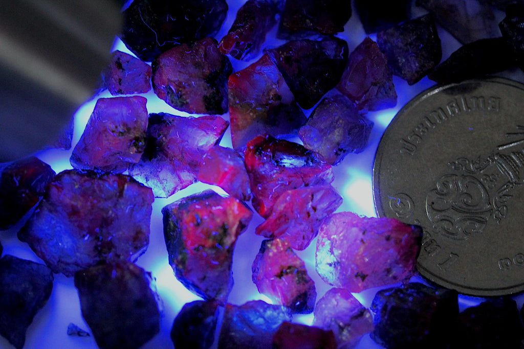 65 Carats Natural Purplish-Pink Rough Sapphire Parcel – Basil Mine, Kashmir Pakistan