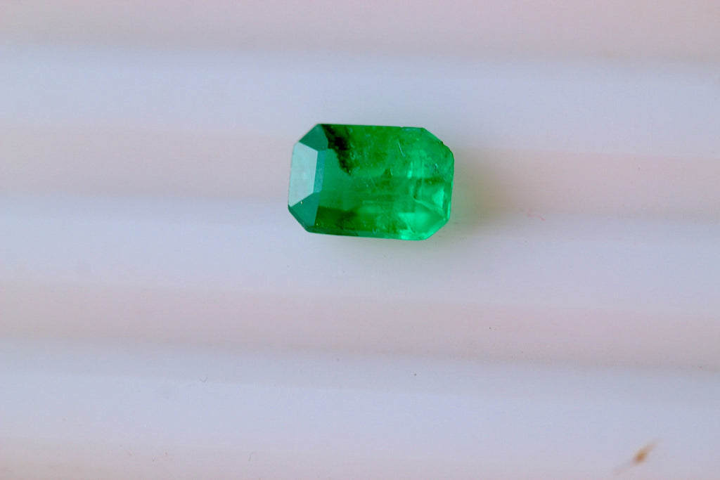 Natural Panjshir Emerald 0.88ct 7x4mm Octagonal Faceted VS – Afghanistan