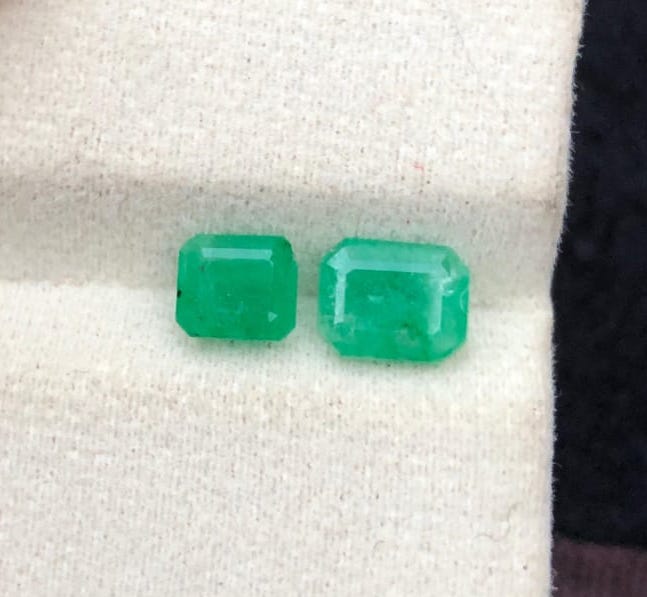 Natural untreated loose emeralds low price