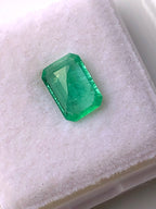 1.22 carats Octagonal Cut Emerald Stone