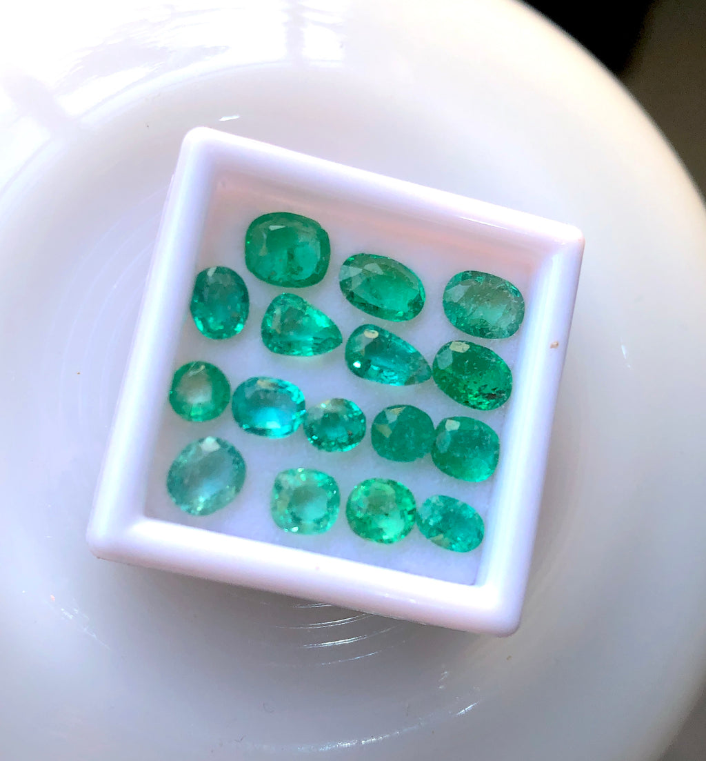 16 Pieces Melee Loose Oval Shape Panjshir Emerald Pairs